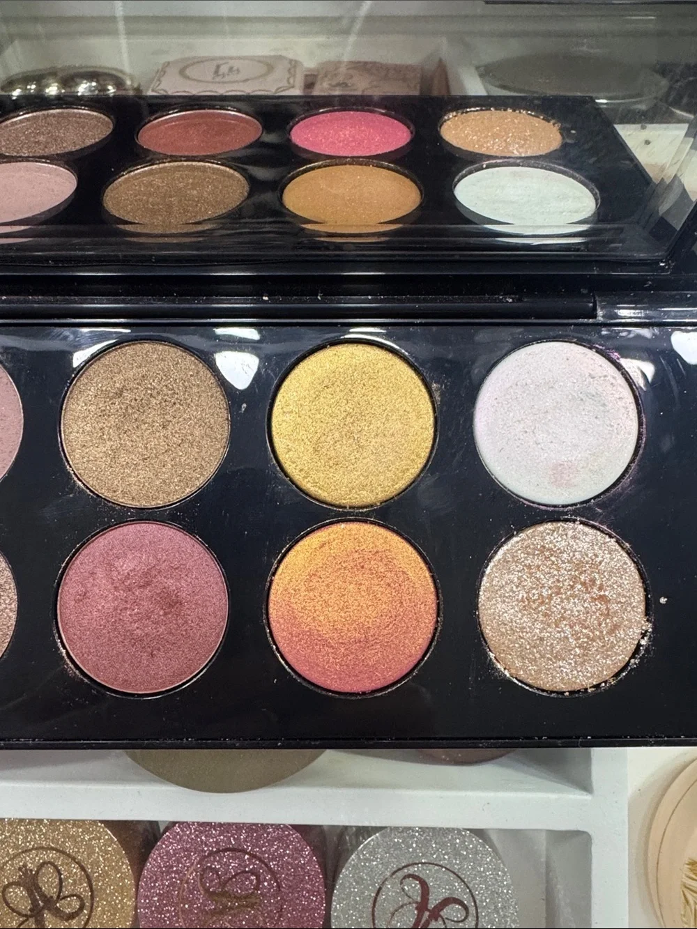 > Authentic Pat McGrath Labs Mothership VII: Divine Rose Eyeshadow Palette